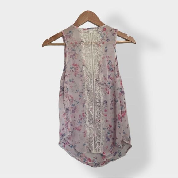 Floral Tunic With Lace Detailing and Attached Silver Necklace - Picture 2 of 6